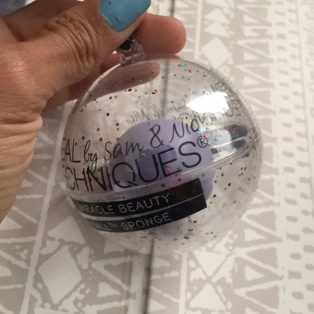 Real techniques ball sponge